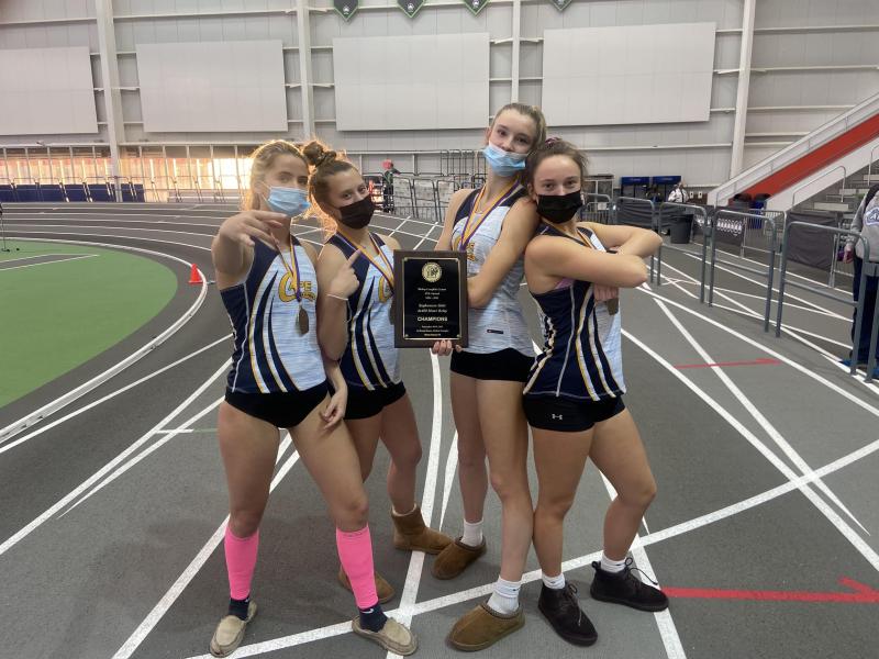 Winning the 4-by-400 sophomore race are (l-r) Lainey Shockro, Landon Diehl, Grace Wiggins and Montana Jones.